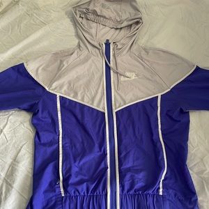 Nike windbreaker